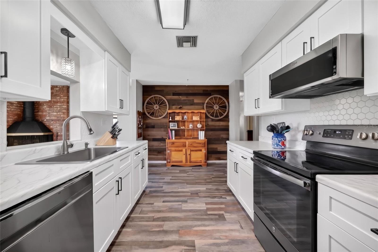 2919 N LOWELL RD, AVON PARK, FL, 33825