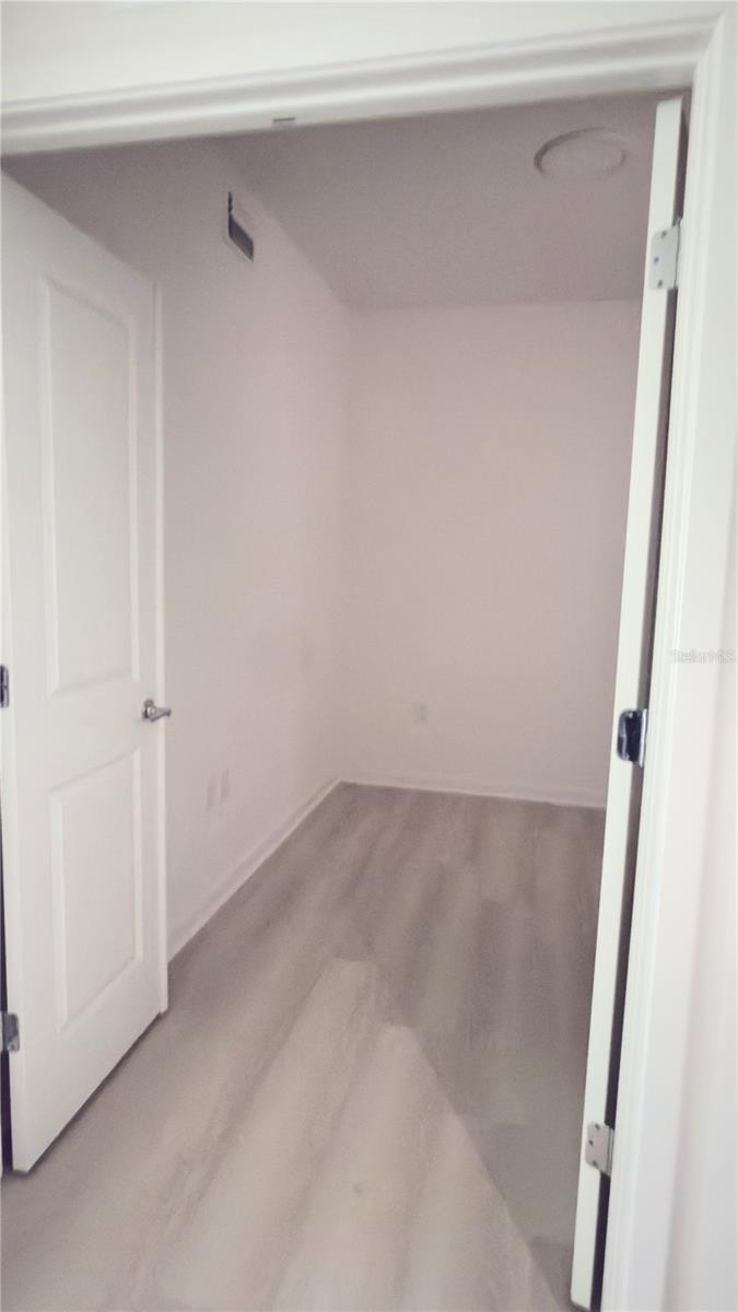 5587 MILLENIA PARK BLVD #402, ORLANDO, FL, 32839