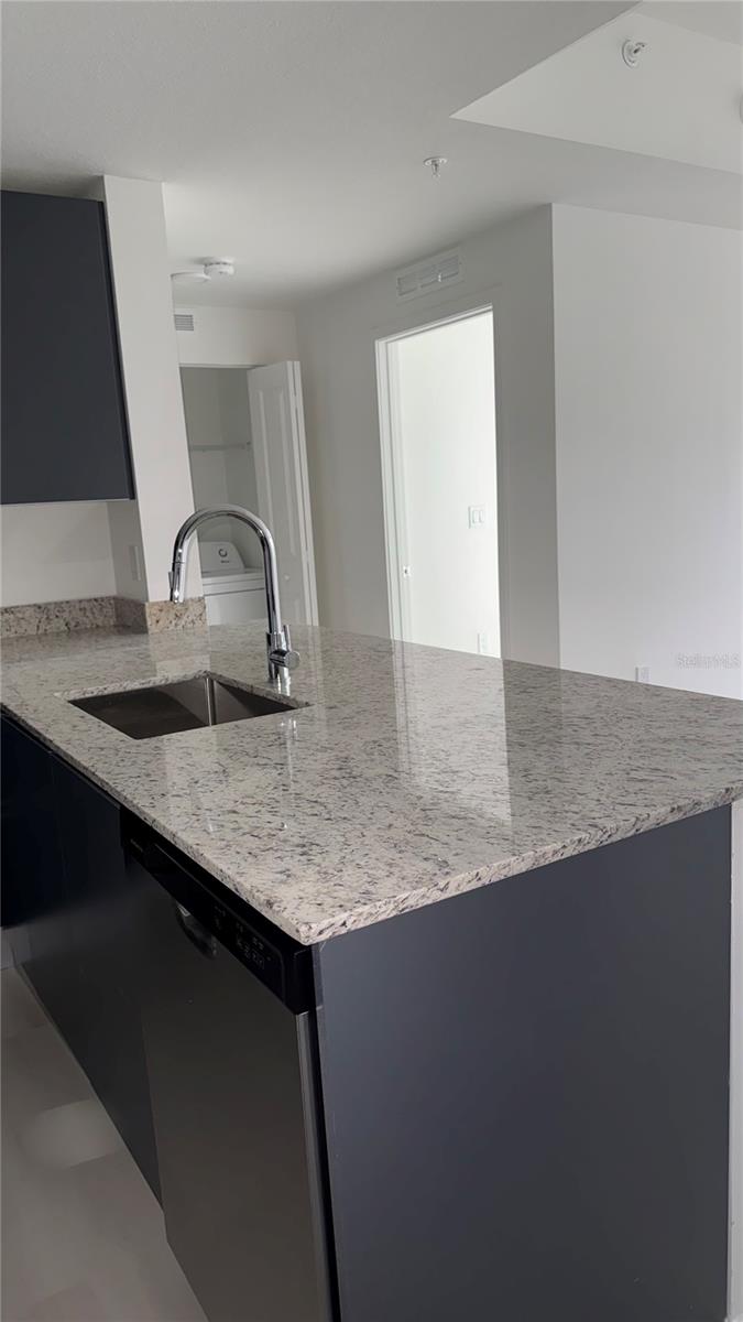 5587 MILLENIA PARK BLVD #402, ORLANDO, FL, 32839