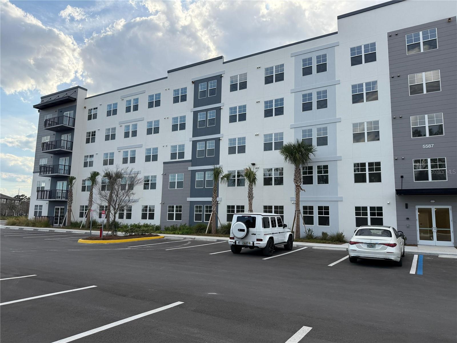 5587 MILLENIA PARK BLVD #402, ORLANDO, FL, 32839