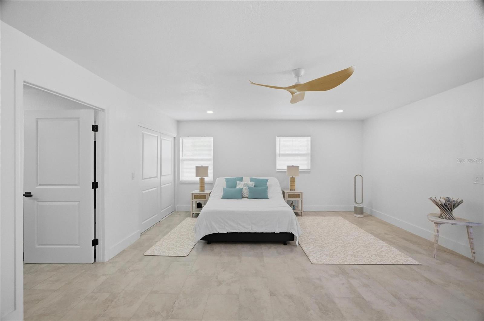 4014 W ROGERS AVE, TAMPA, FL, 33611
