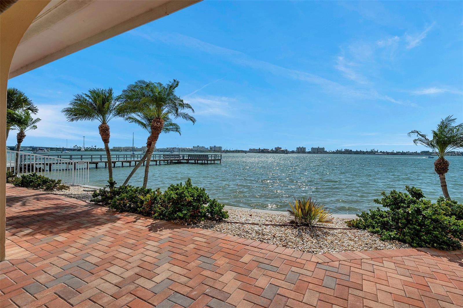 4775 COVE CIR CIR N #104, ST PETERSBURG, FL, 33708