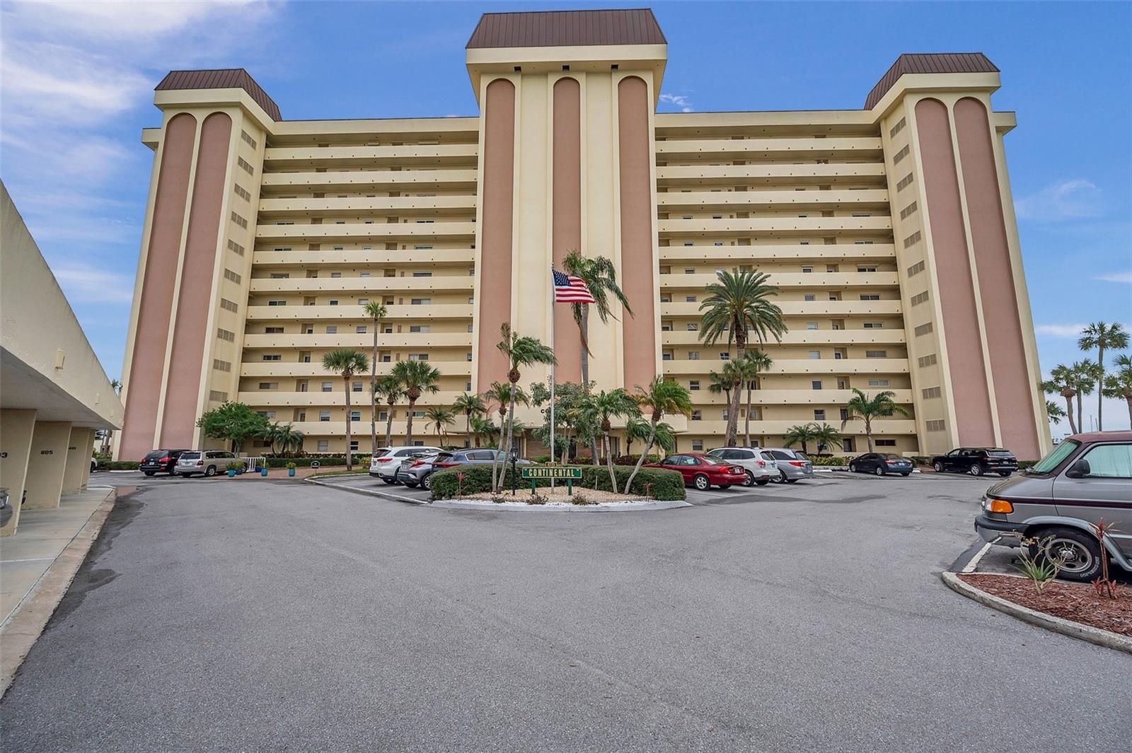 4775 COVE CIR CIR N #104, ST PETERSBURG, FL, 33708