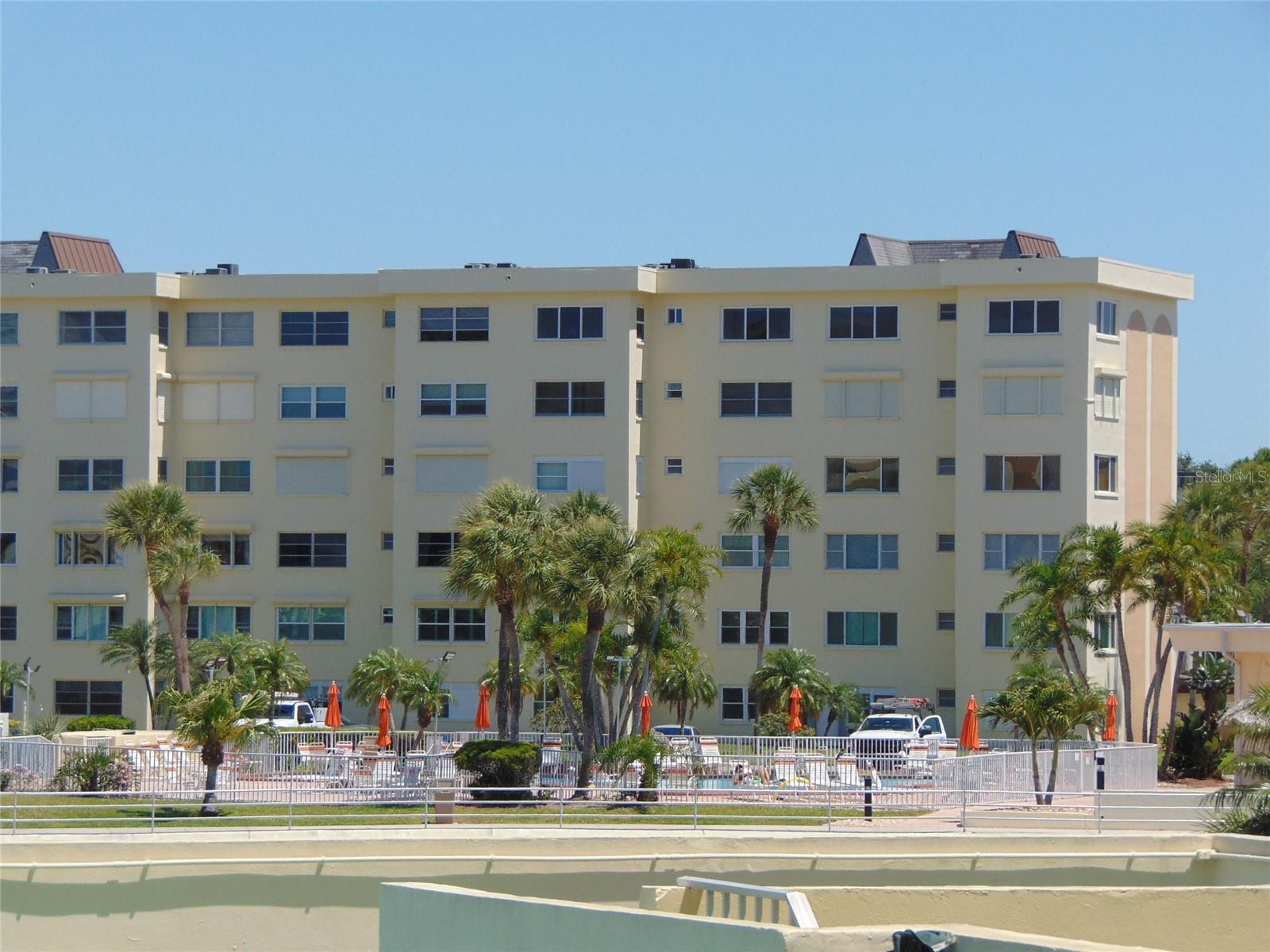 4775 COVE CIR CIR N #104, ST PETERSBURG, FL, 33708