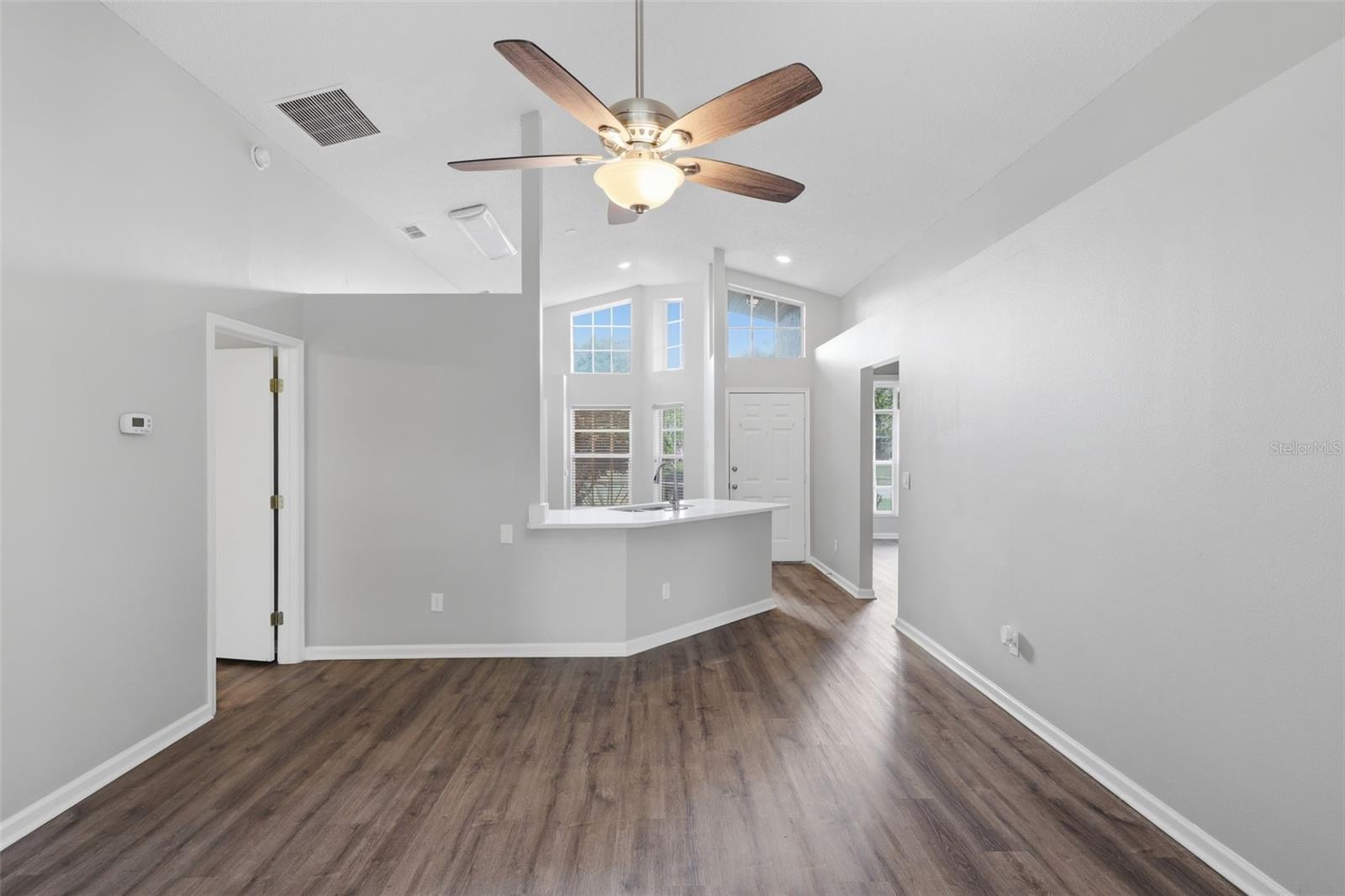 124 KELLY CIR, SANFORD, FL, 32773