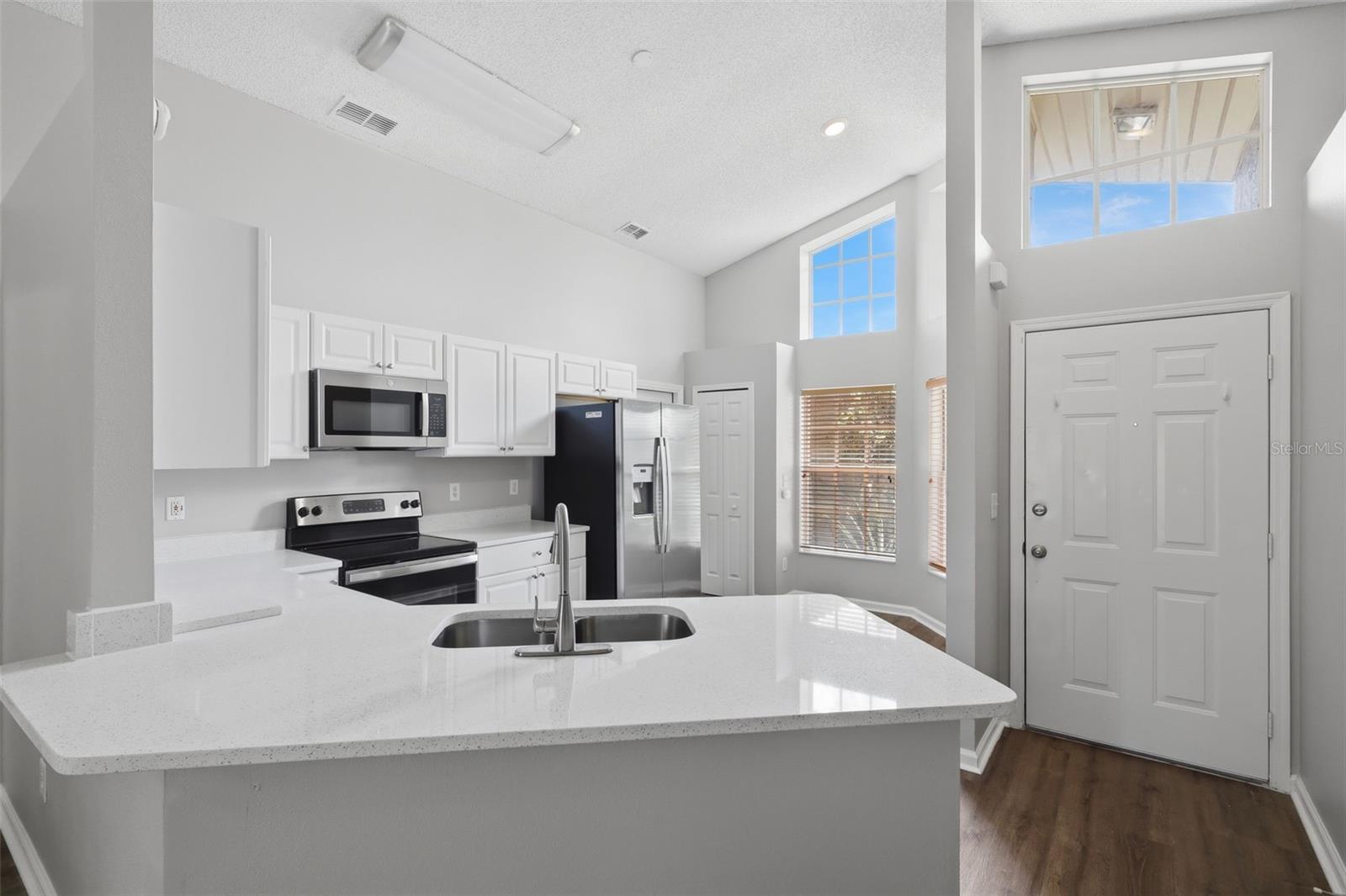 124 KELLY CIR, SANFORD, FL, 32773