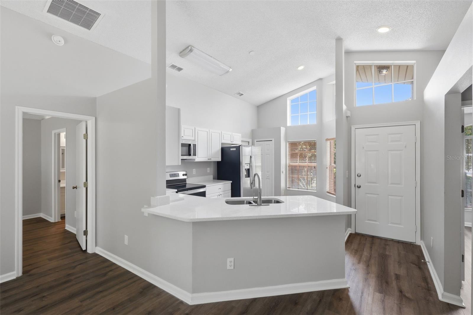 124 KELLY CIR, SANFORD, FL, 32773