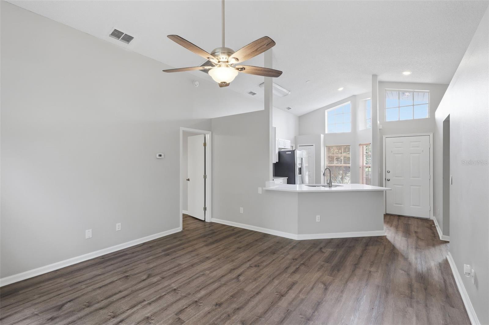 124 KELLY CIR, SANFORD, FL, 32773