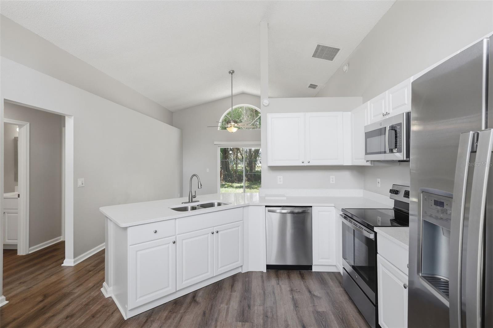 124 KELLY CIR, SANFORD, FL, 32773