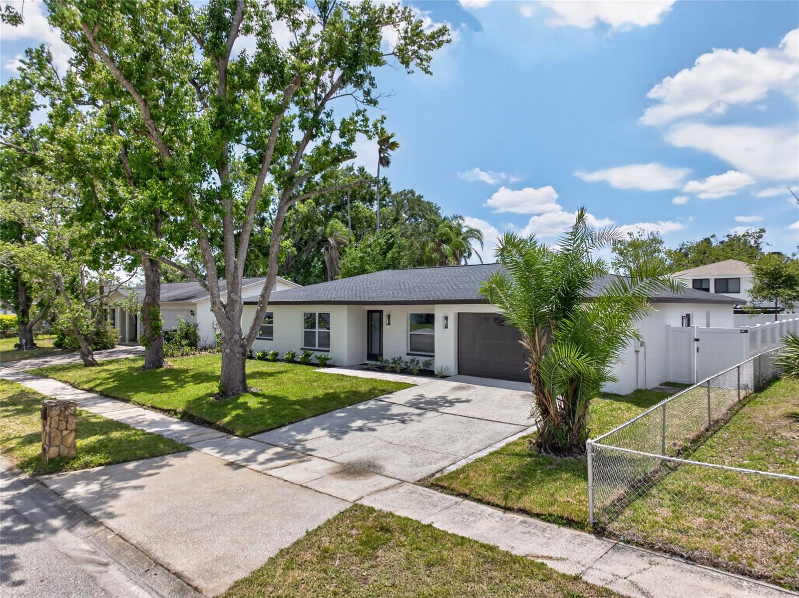 4430 RANCHWOOD LN, TAMPA, FL, 33624