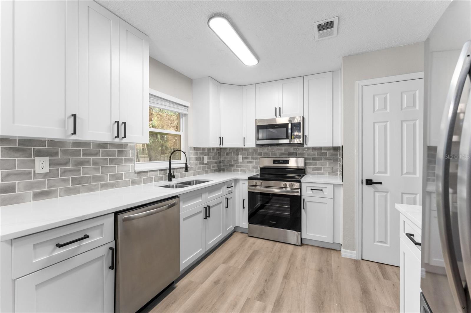 4201 NW 14TH PL, GAINESVILLE, FL, 32605