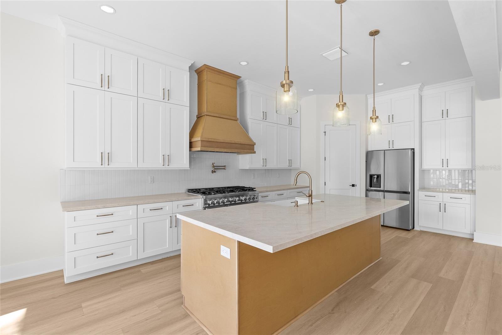 2376 RAJEL AVE, SAFETY HARBOR, FL, 34695