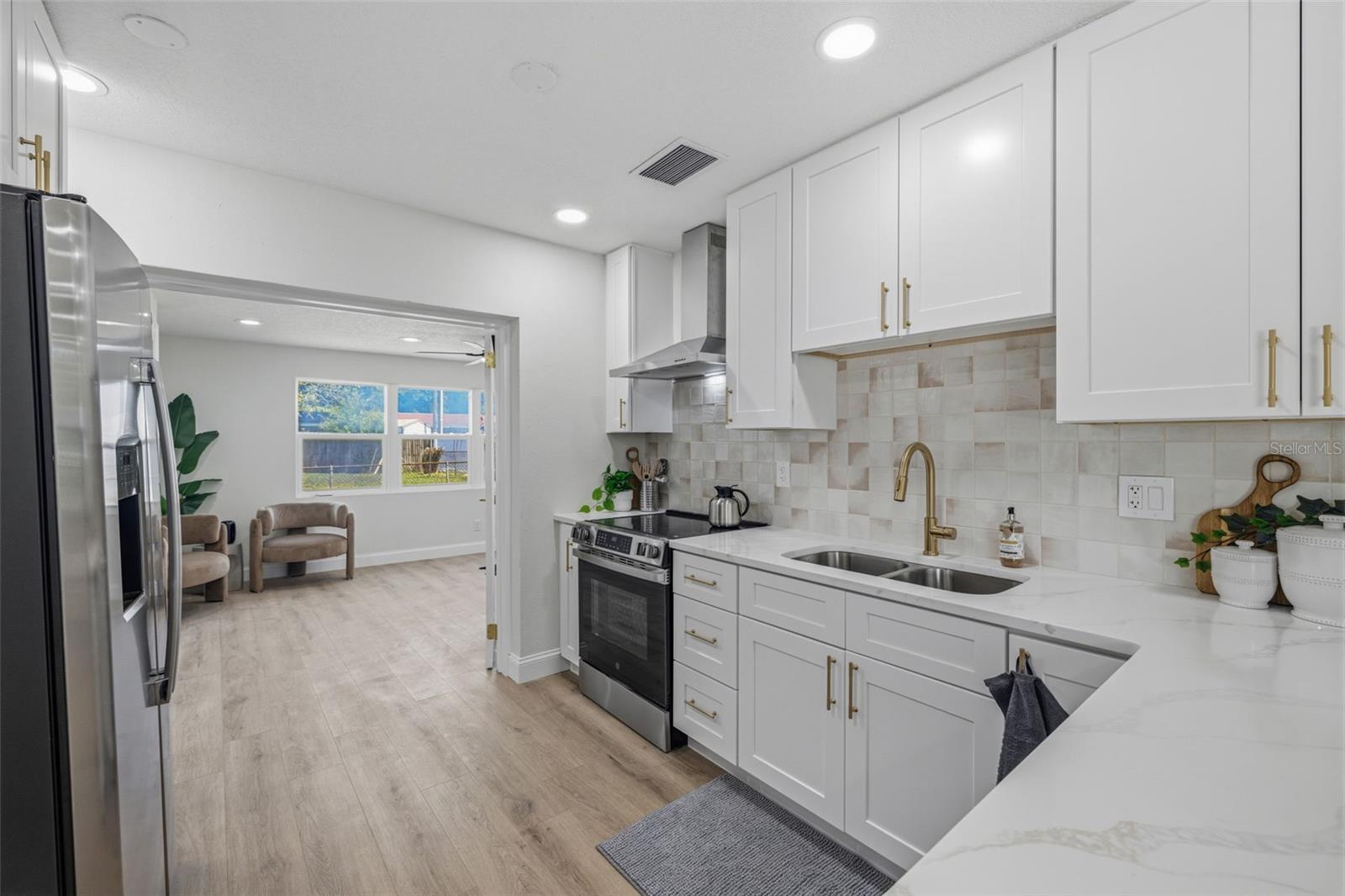 4433 POMPANO DR, TAMPA, FL, 33617