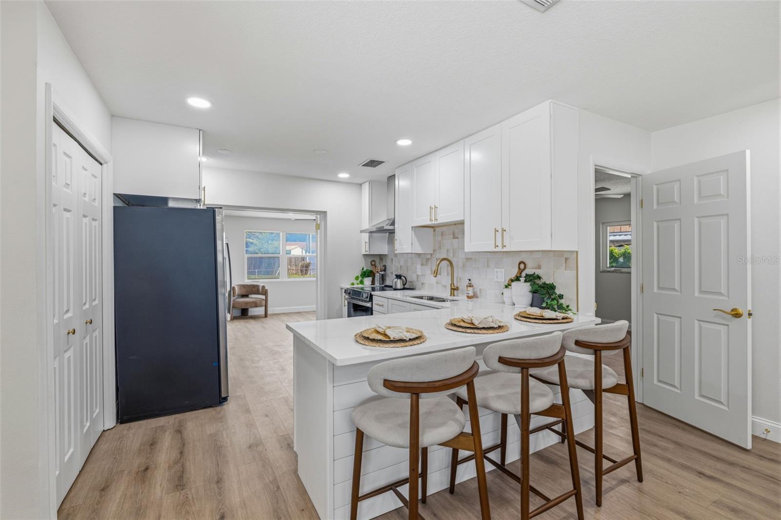 4433 POMPANO DR, TAMPA, FL, 33617