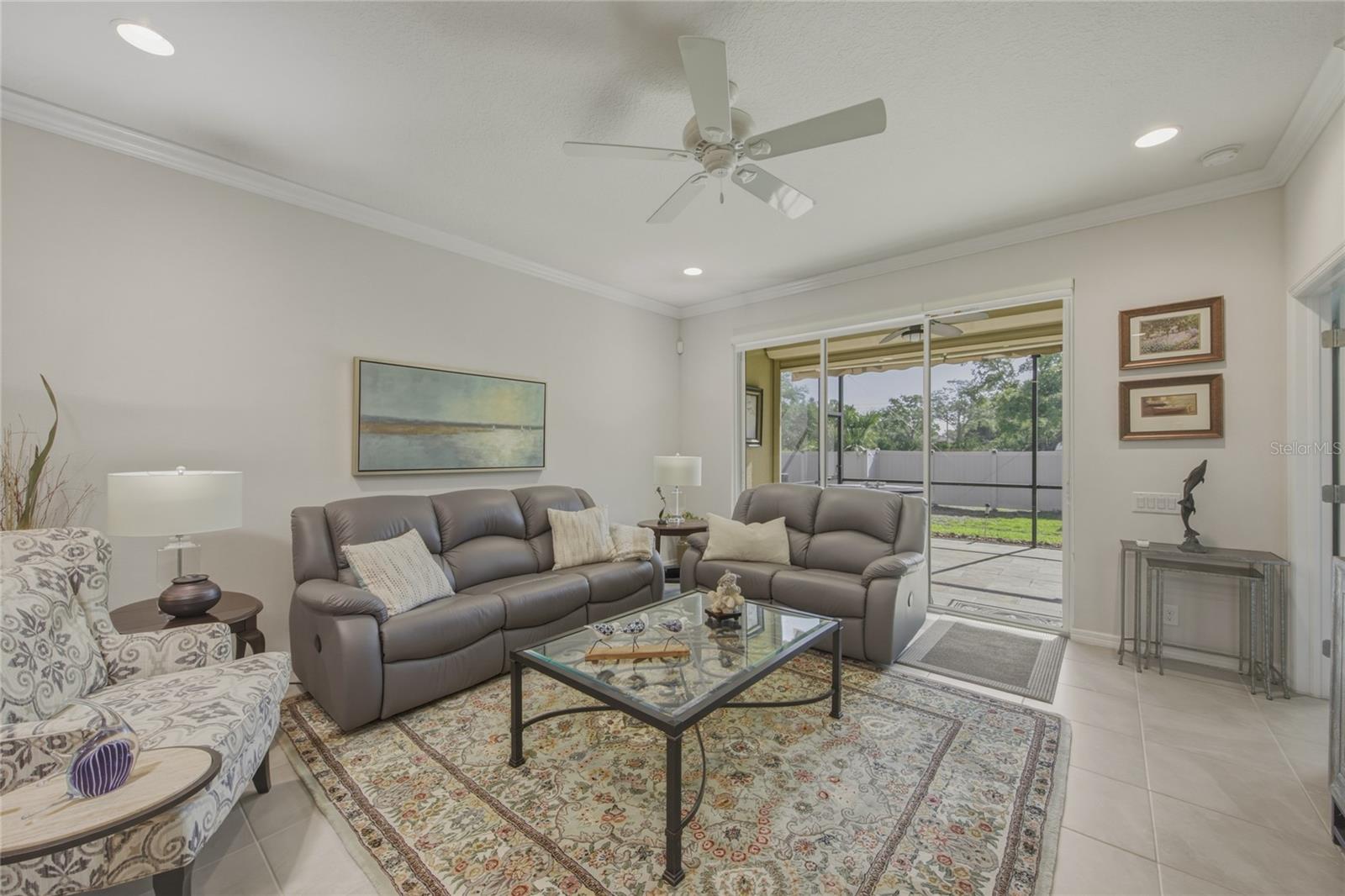 8017 PINE CREST ST, SEMINOLE, FL, 33777