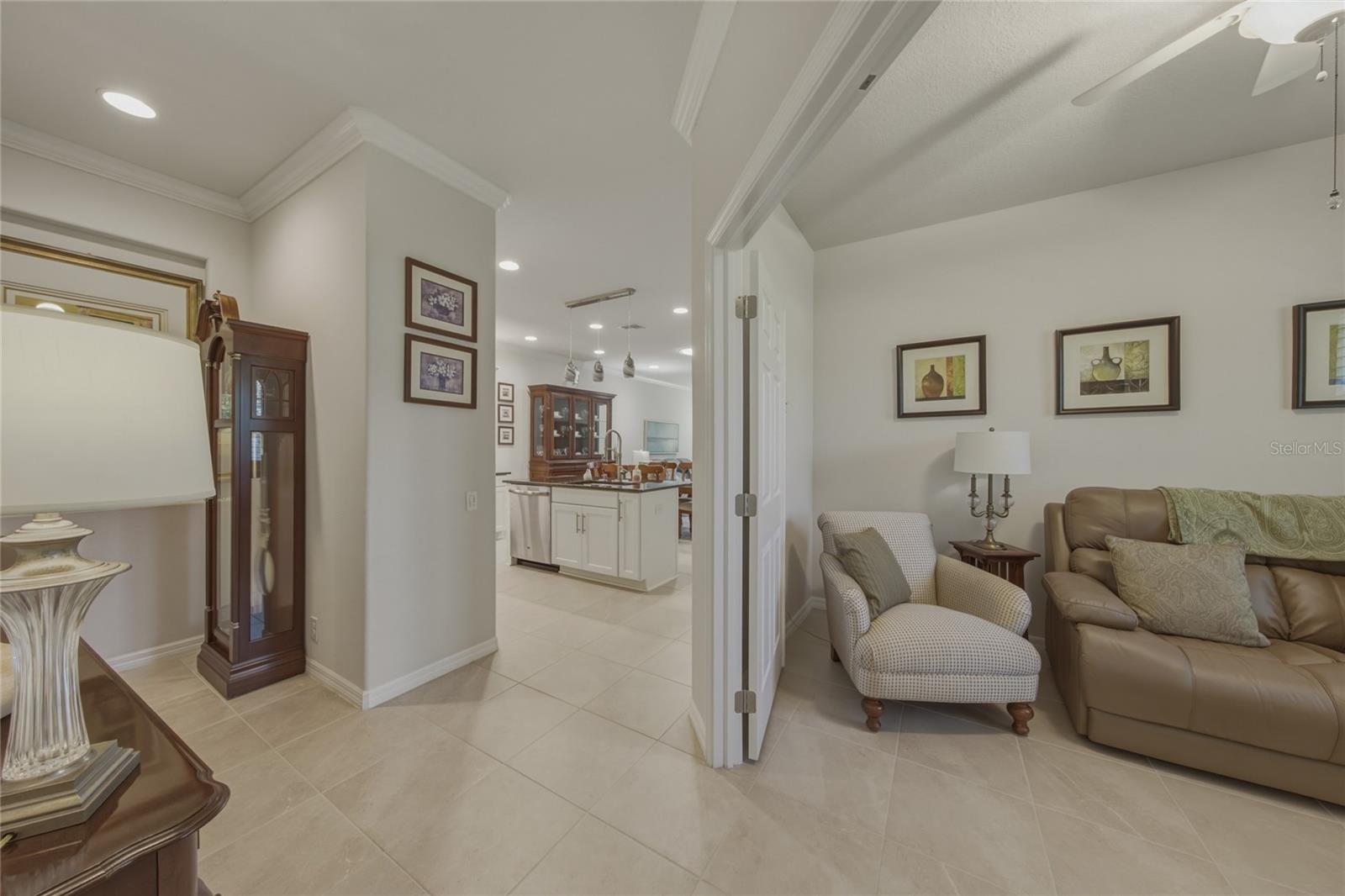 8017 PINE CREST ST, SEMINOLE, FL, 33777