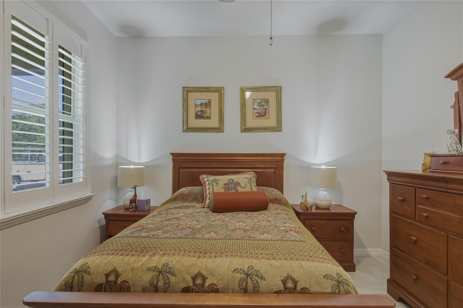 8017 PINE CREST ST, SEMINOLE, FL, 33777