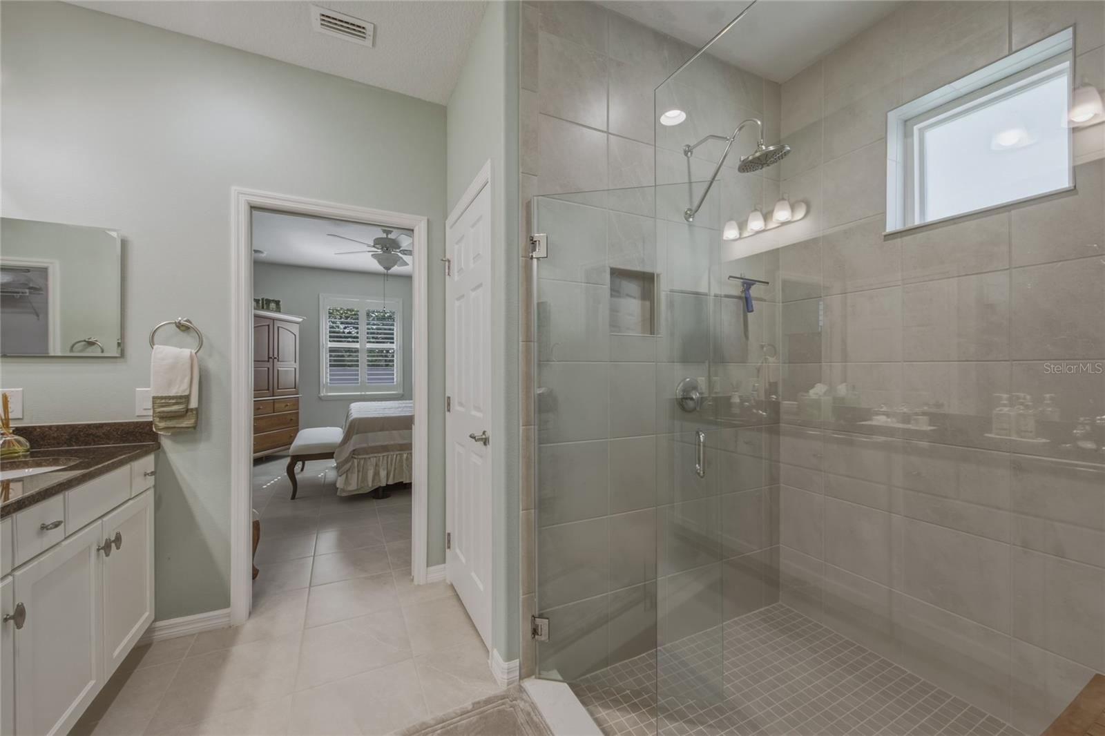 8017 PINE CREST ST, SEMINOLE, FL, 33777