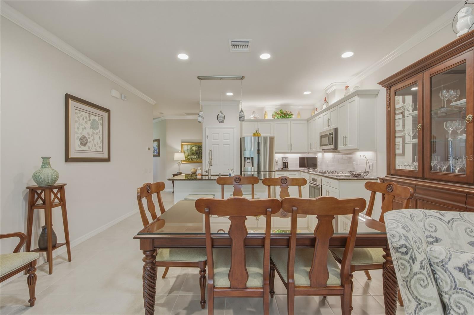 8017 PINE CREST ST, SEMINOLE, FL, 33777