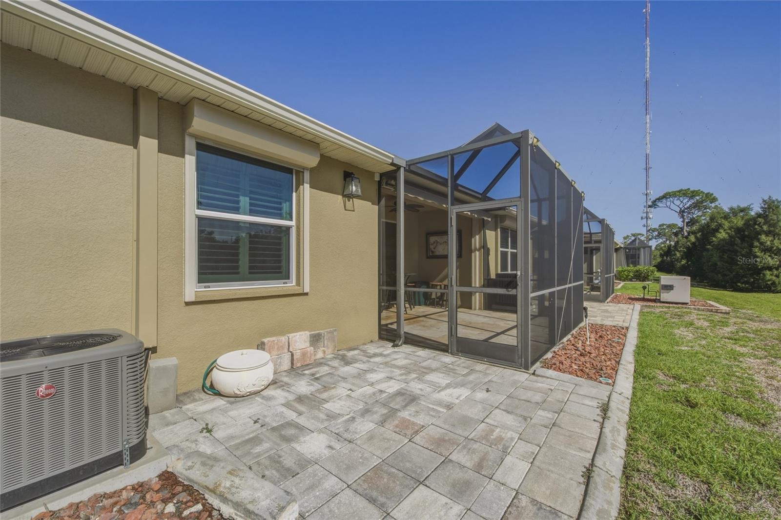8017 PINE CREST ST, SEMINOLE, FL, 33777