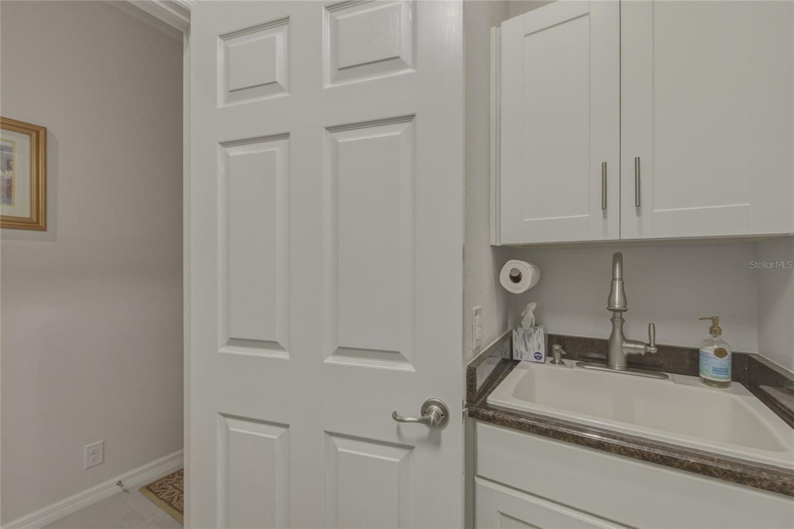 8017 PINE CREST ST, SEMINOLE, FL, 33777