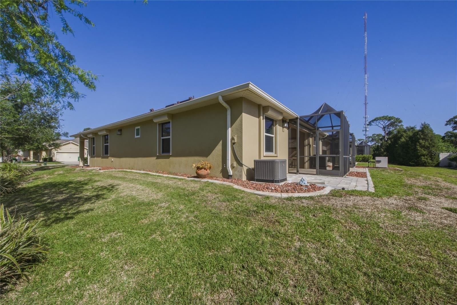 8017 PINE CREST ST, SEMINOLE, FL, 33777