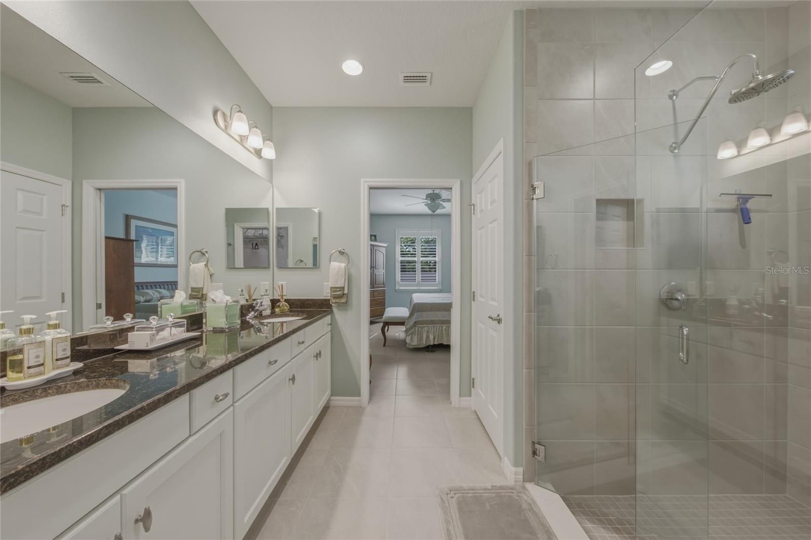 8017 PINE CREST ST, SEMINOLE, FL, 33777