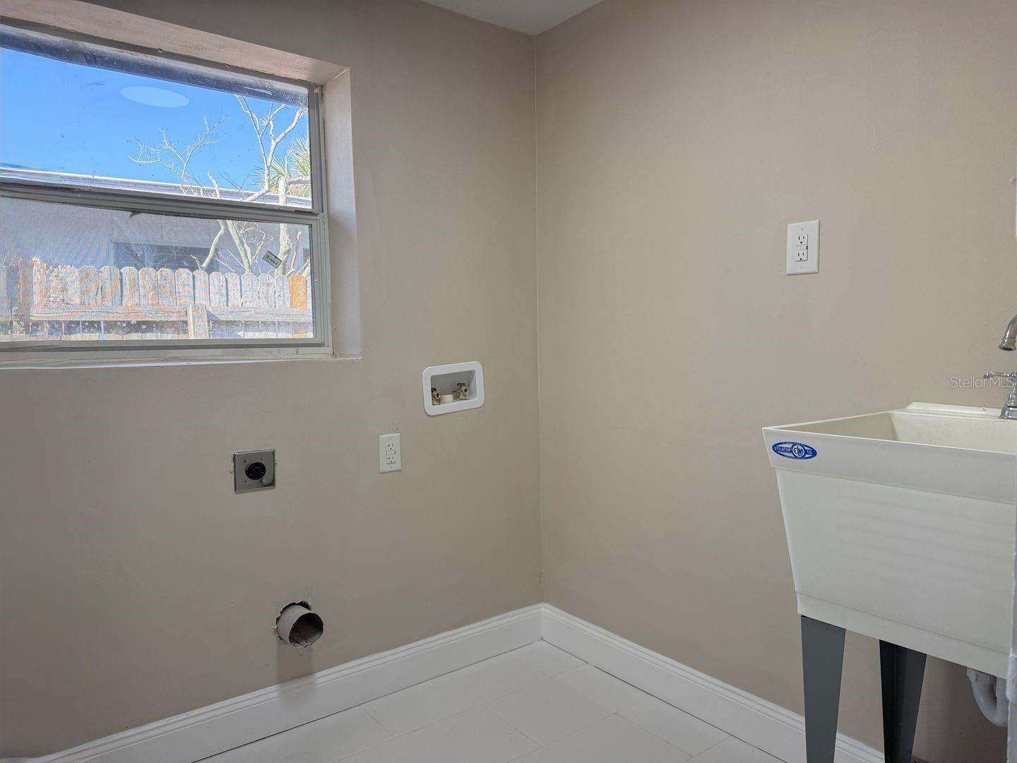 2489 DEL RIO WAY, DUNEDIN, FL, 34698