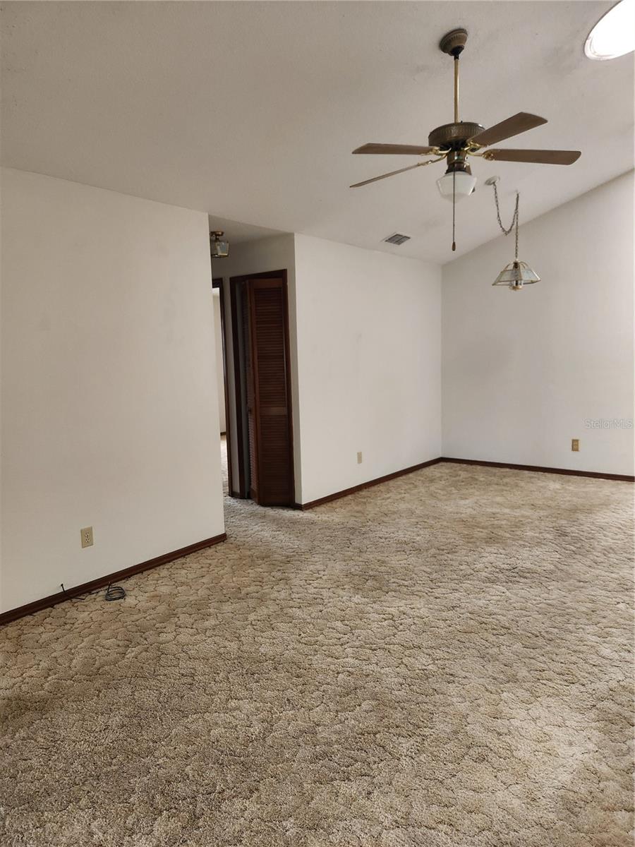 415 SHANGRI LA CIR, EDGEWATER, FL, 32132