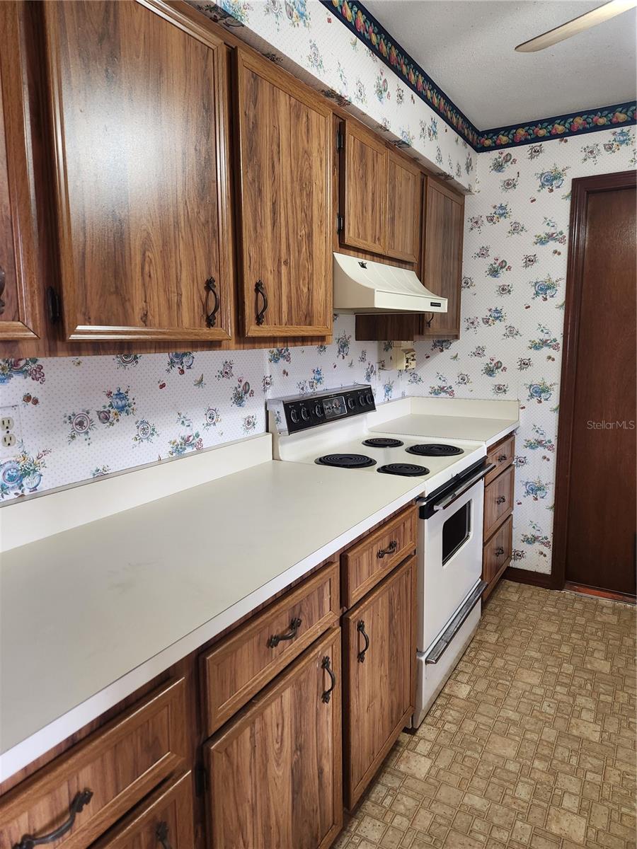 415 SHANGRI LA CIR, EDGEWATER, FL, 32132