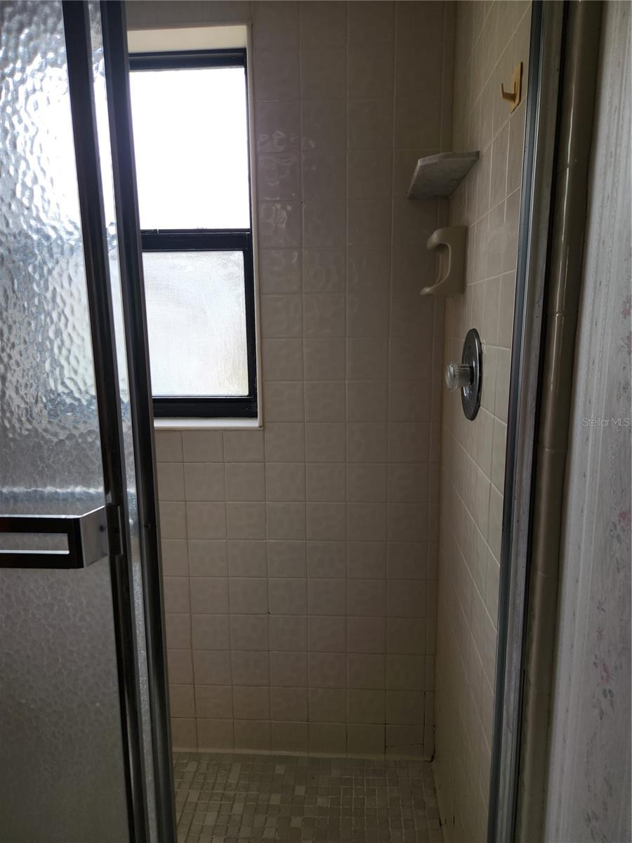 415 SHANGRI LA CIR, EDGEWATER, FL, 32132