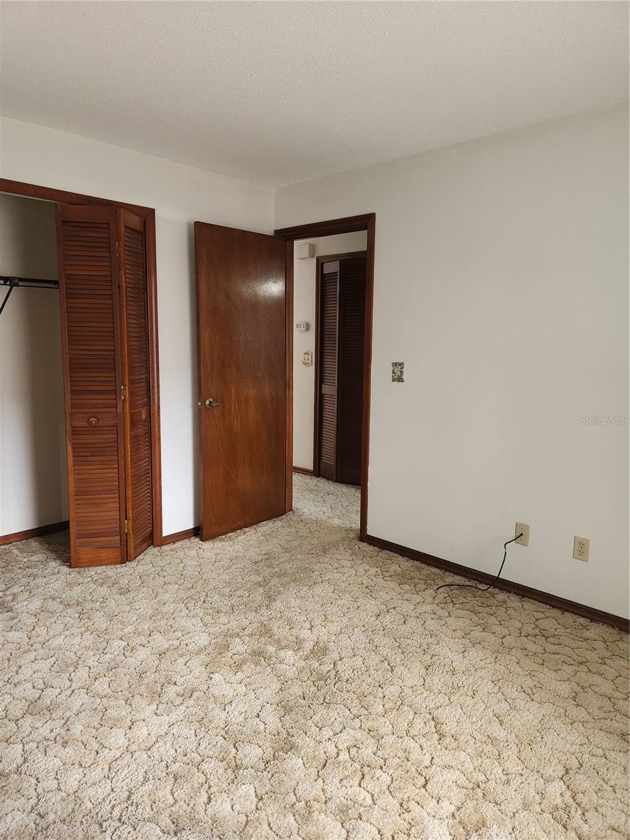 415 SHANGRI LA CIR, EDGEWATER, FL, 32132