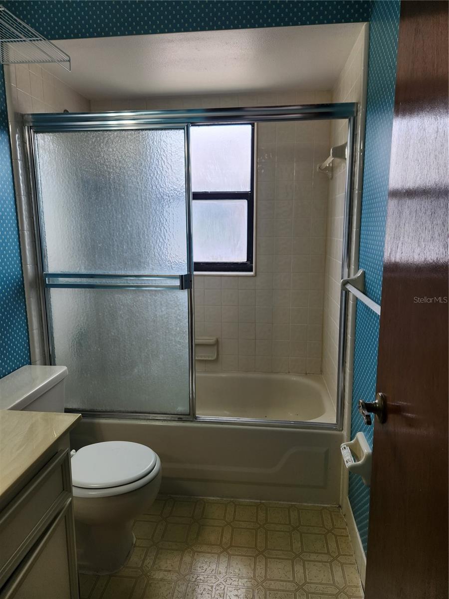 415 SHANGRI LA CIR, EDGEWATER, FL, 32132