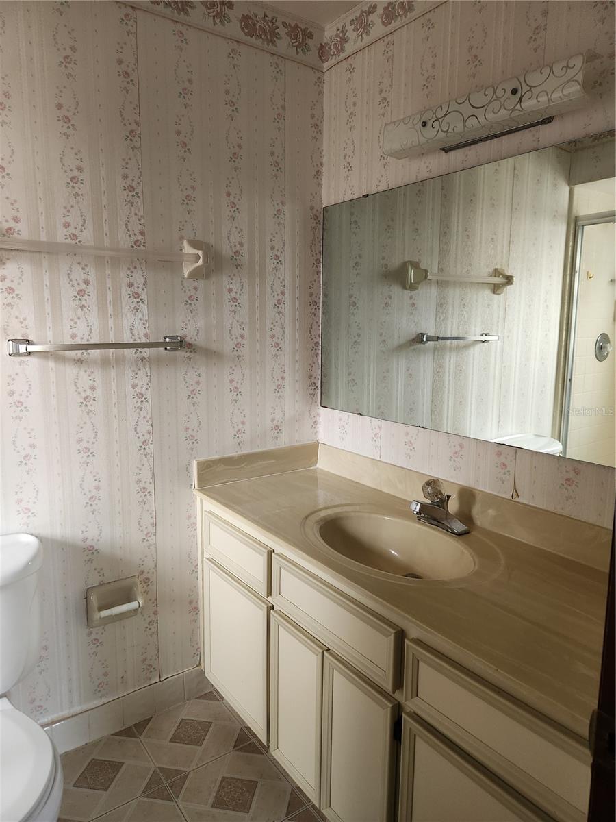 415 SHANGRI LA CIR, EDGEWATER, FL, 32132