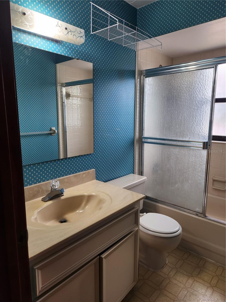 415 SHANGRI LA CIR, EDGEWATER, FL, 32132