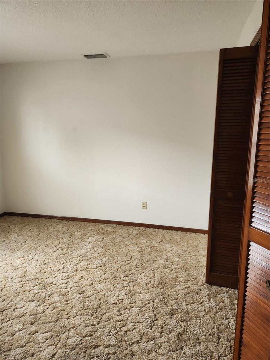 415 SHANGRI LA CIR, EDGEWATER, FL, 32132