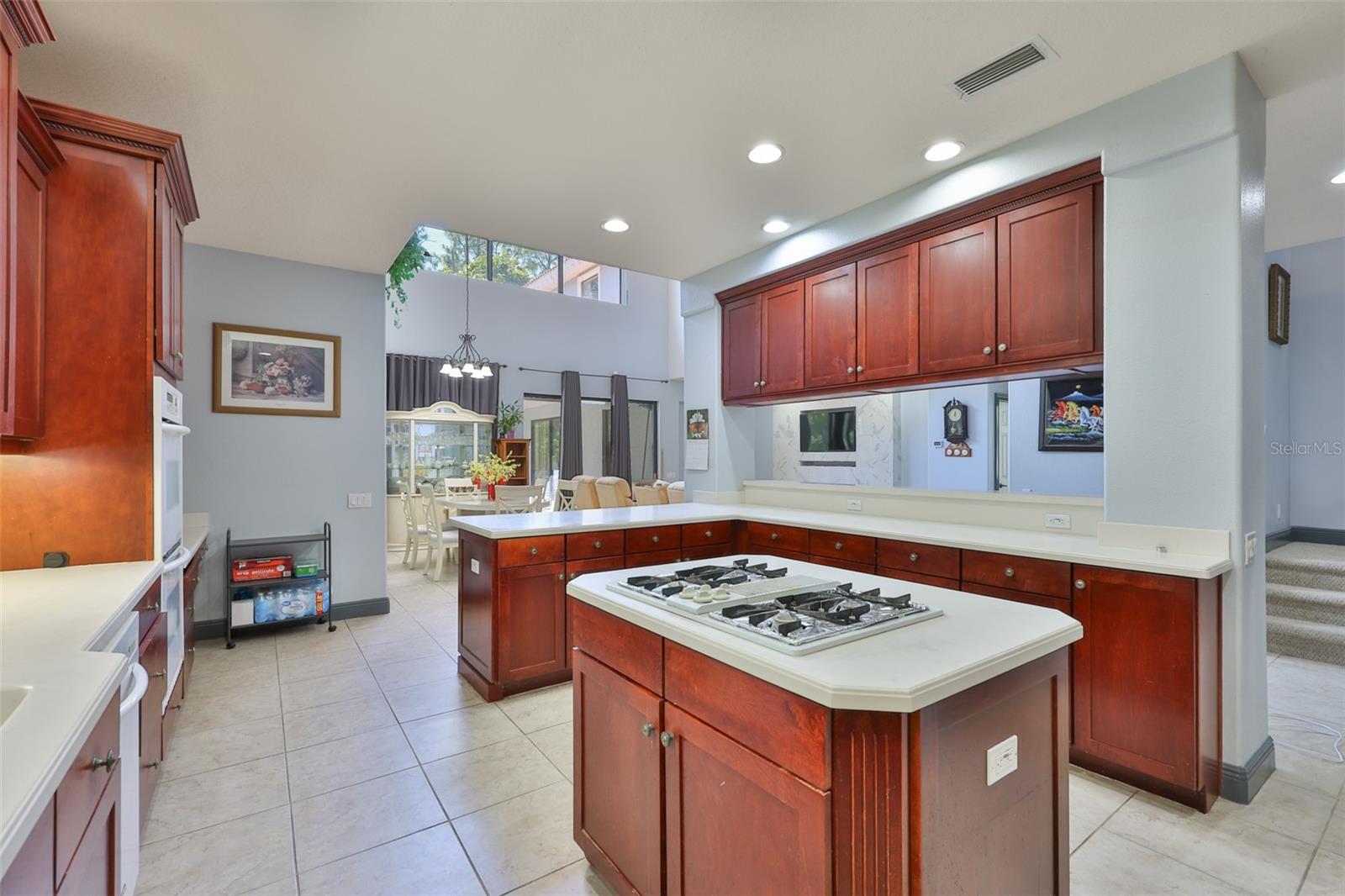 2679 LAKEBREEZE LN S, CLEARWATER, FL, 33759