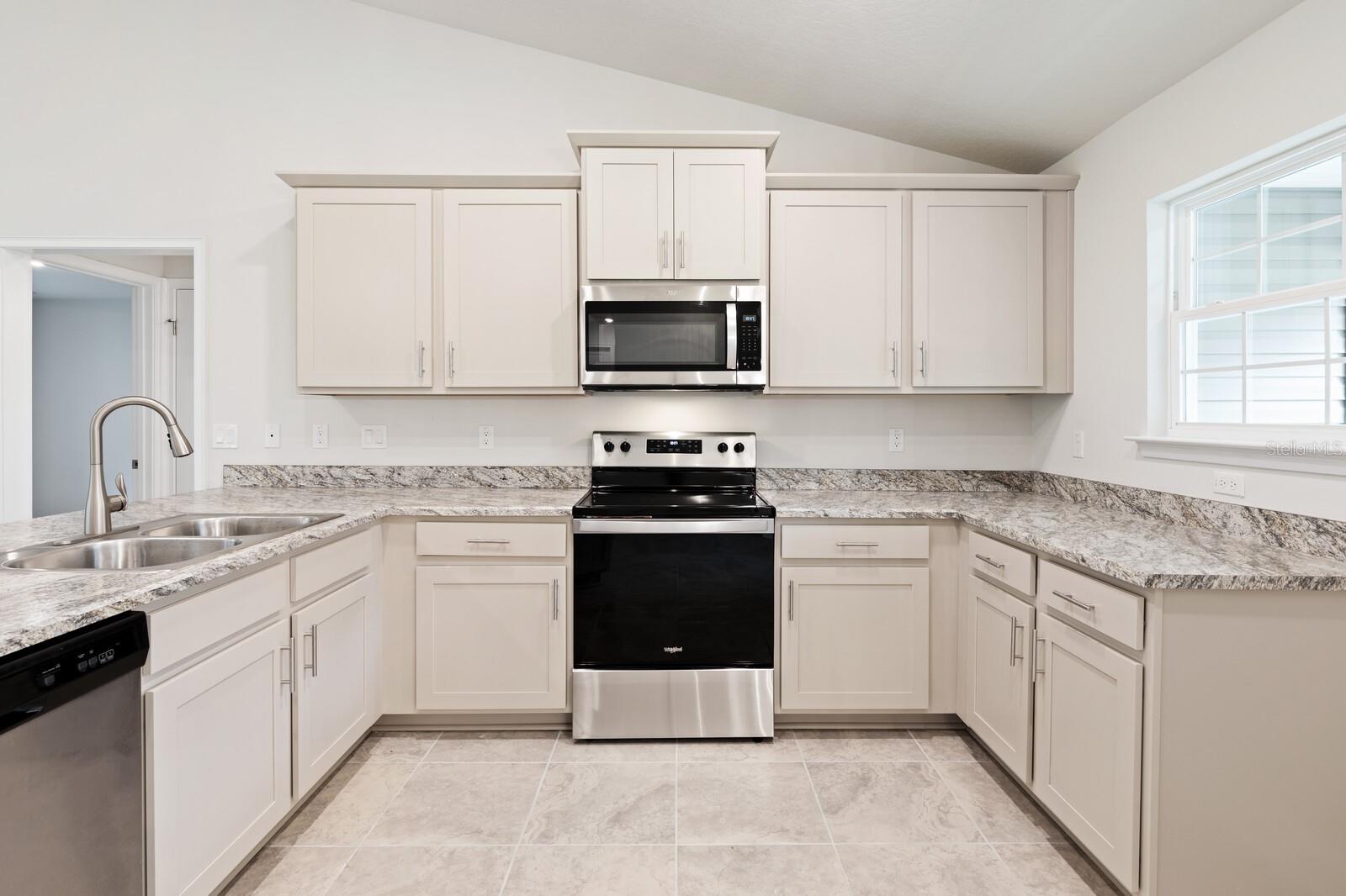 9 LAMAR LN, PALM COAST, FL, 32137