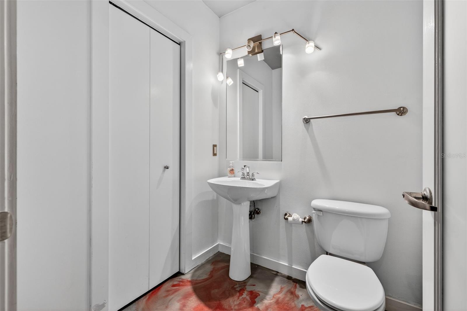 2001 E 2ND AVE #8, TAMPA, FL, 33605