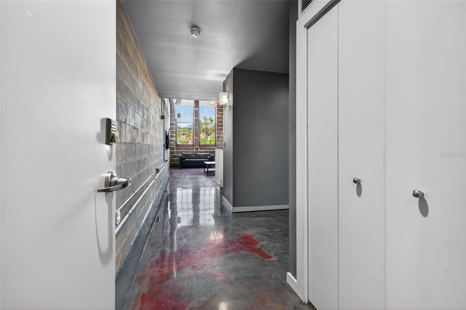 2001 E 2ND AVE #8, TAMPA, FL, 33605