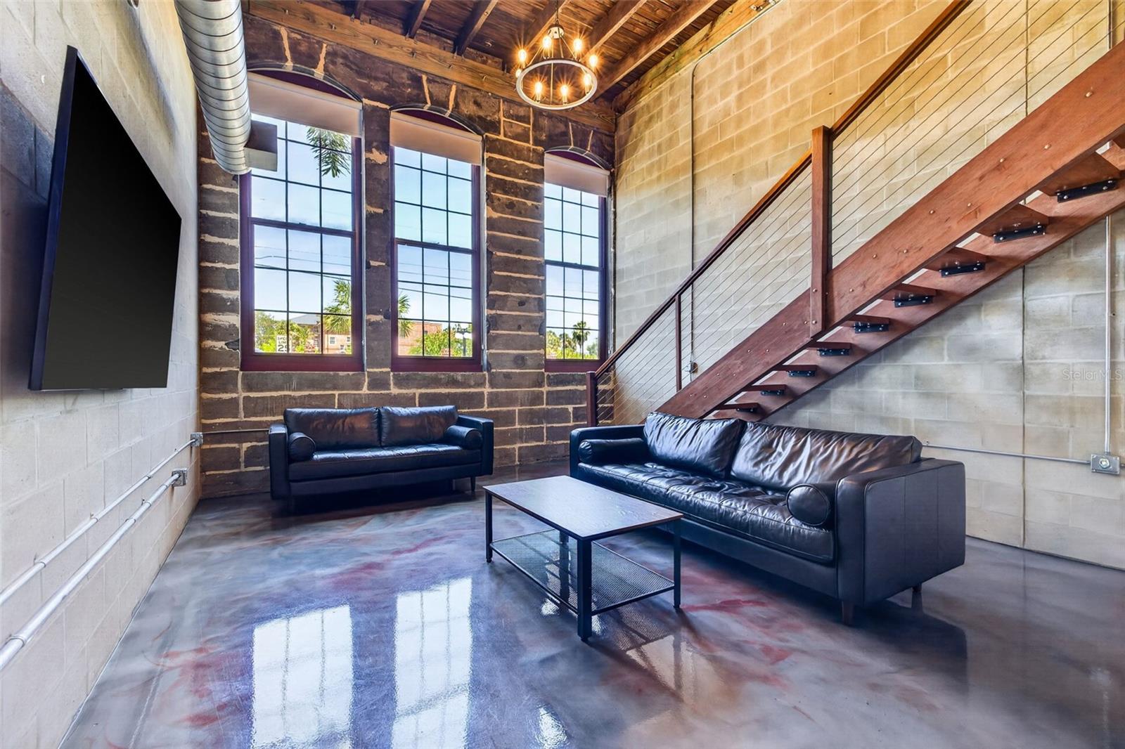 2001 E 2ND AVE #8, TAMPA, FL, 33605