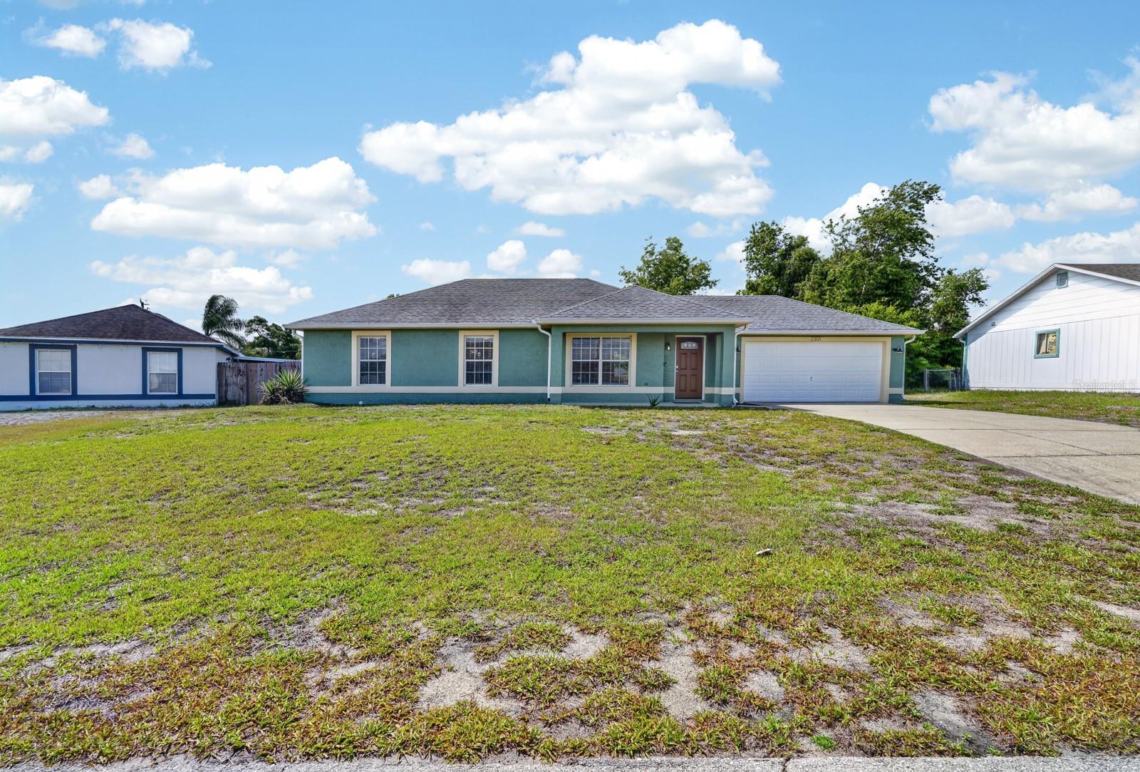 2301 WEATHERFORD DR, DELTONA, FL, 32738