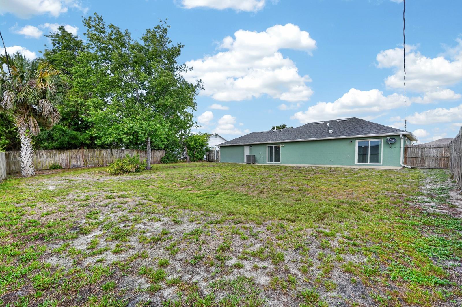 2301 WEATHERFORD DR, DELTONA, FL, 32738