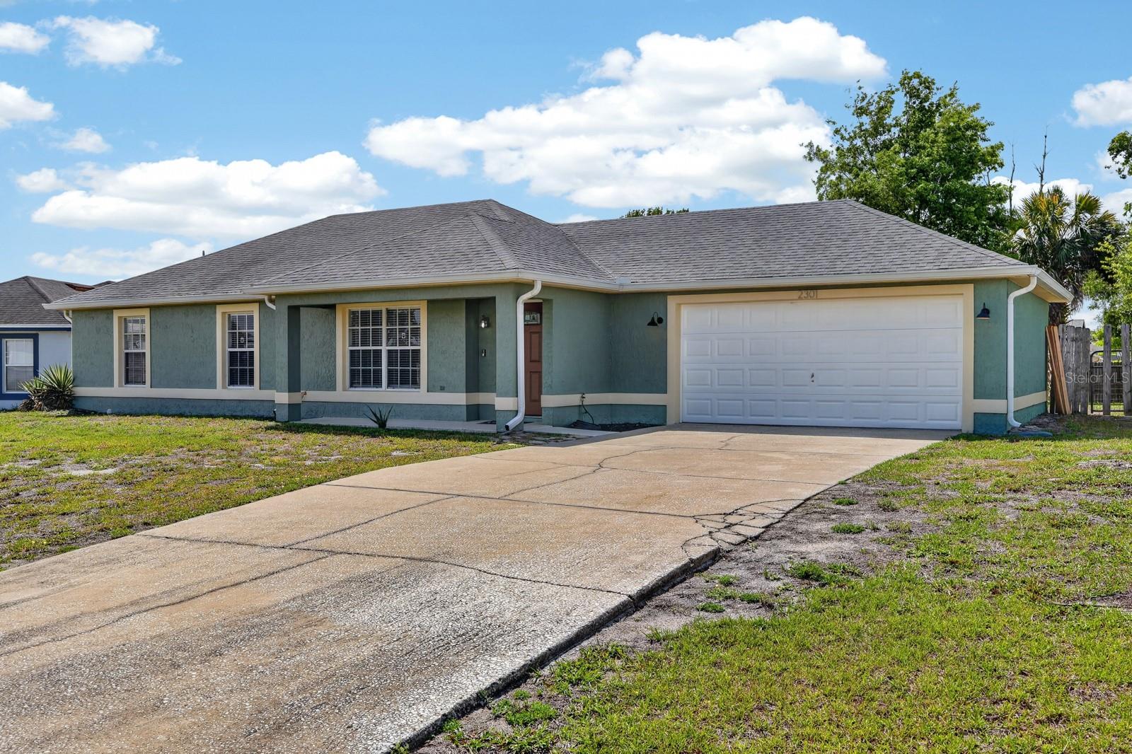 2301 WEATHERFORD DR, DELTONA, FL, 32738