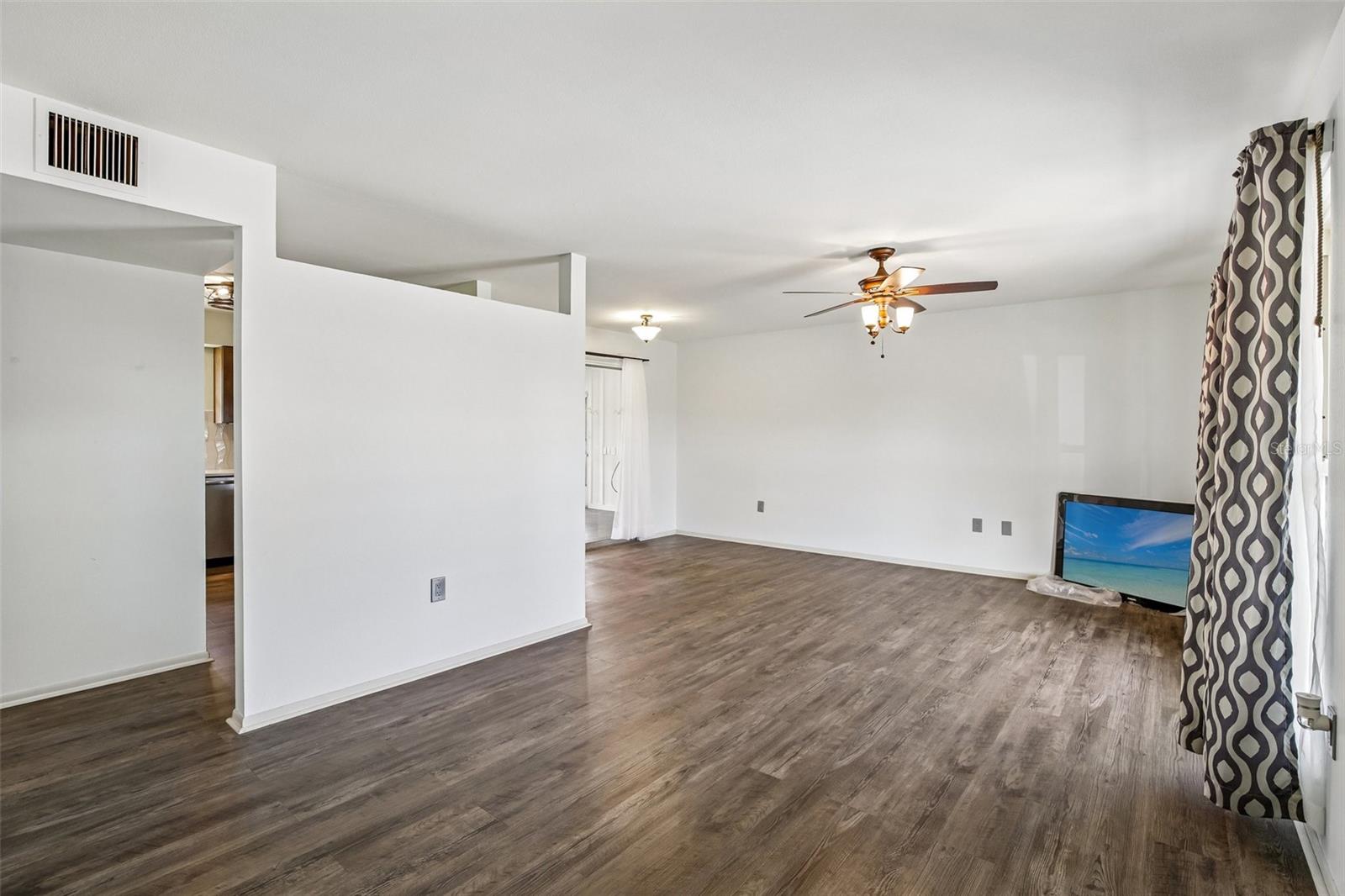 704 OJAI AVE, SUN CITY CENTER, FL, 33573