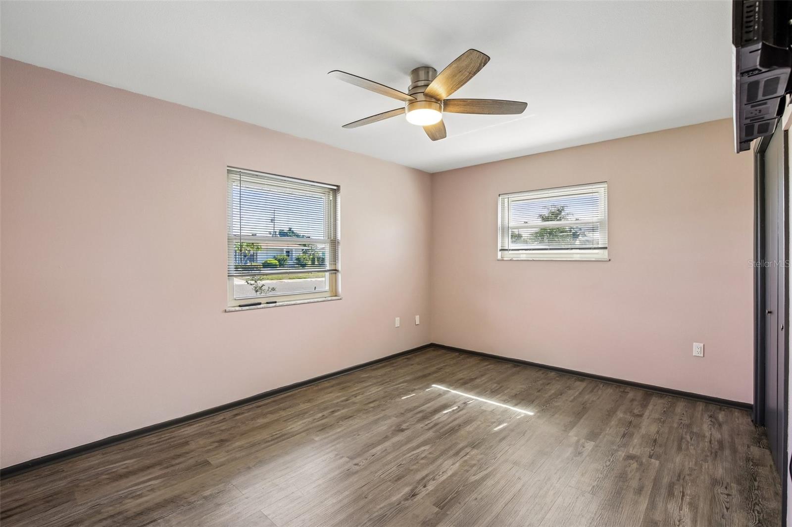 704 OJAI AVE, SUN CITY CENTER, FL, 33573