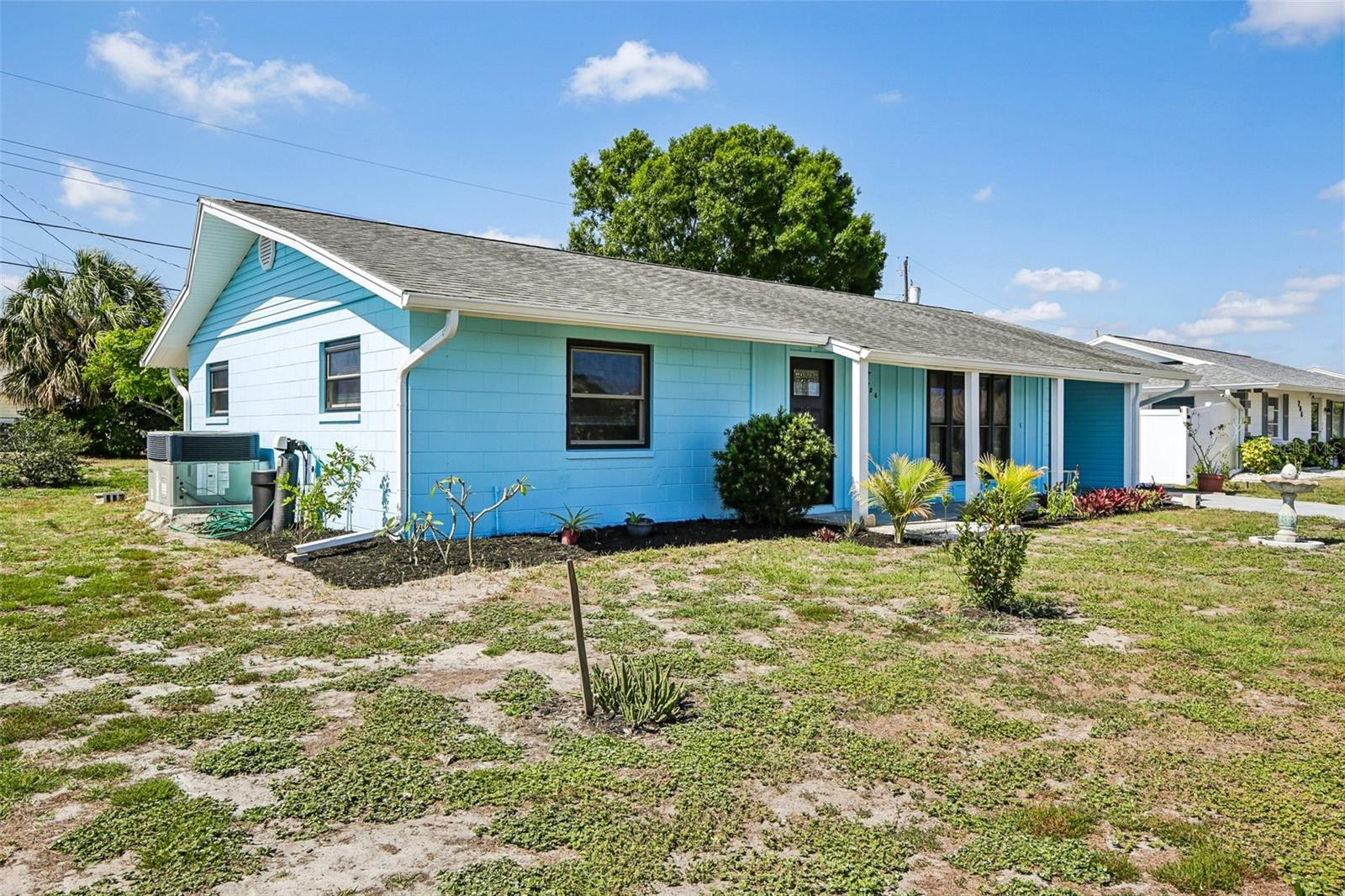 704 OJAI AVE, SUN CITY CENTER, FL, 33573
