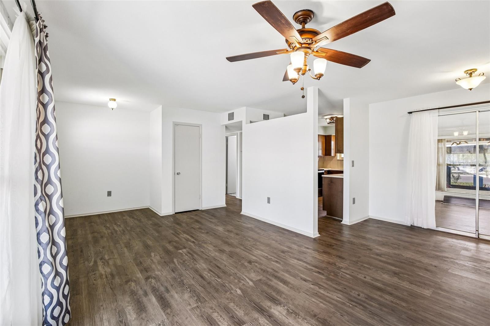 704 OJAI AVE, SUN CITY CENTER, FL, 33573