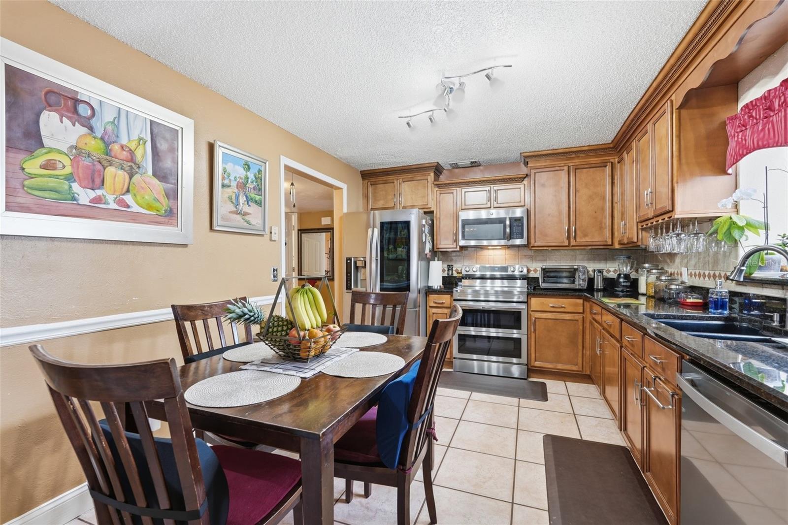 2207 WHISPERING MAPLE DR, ORLANDO, FL, 32837