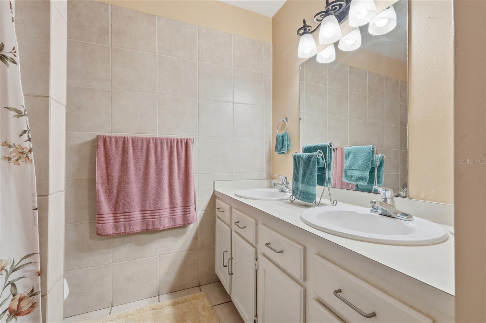 2207 WHISPERING MAPLE DR, ORLANDO, FL, 32837